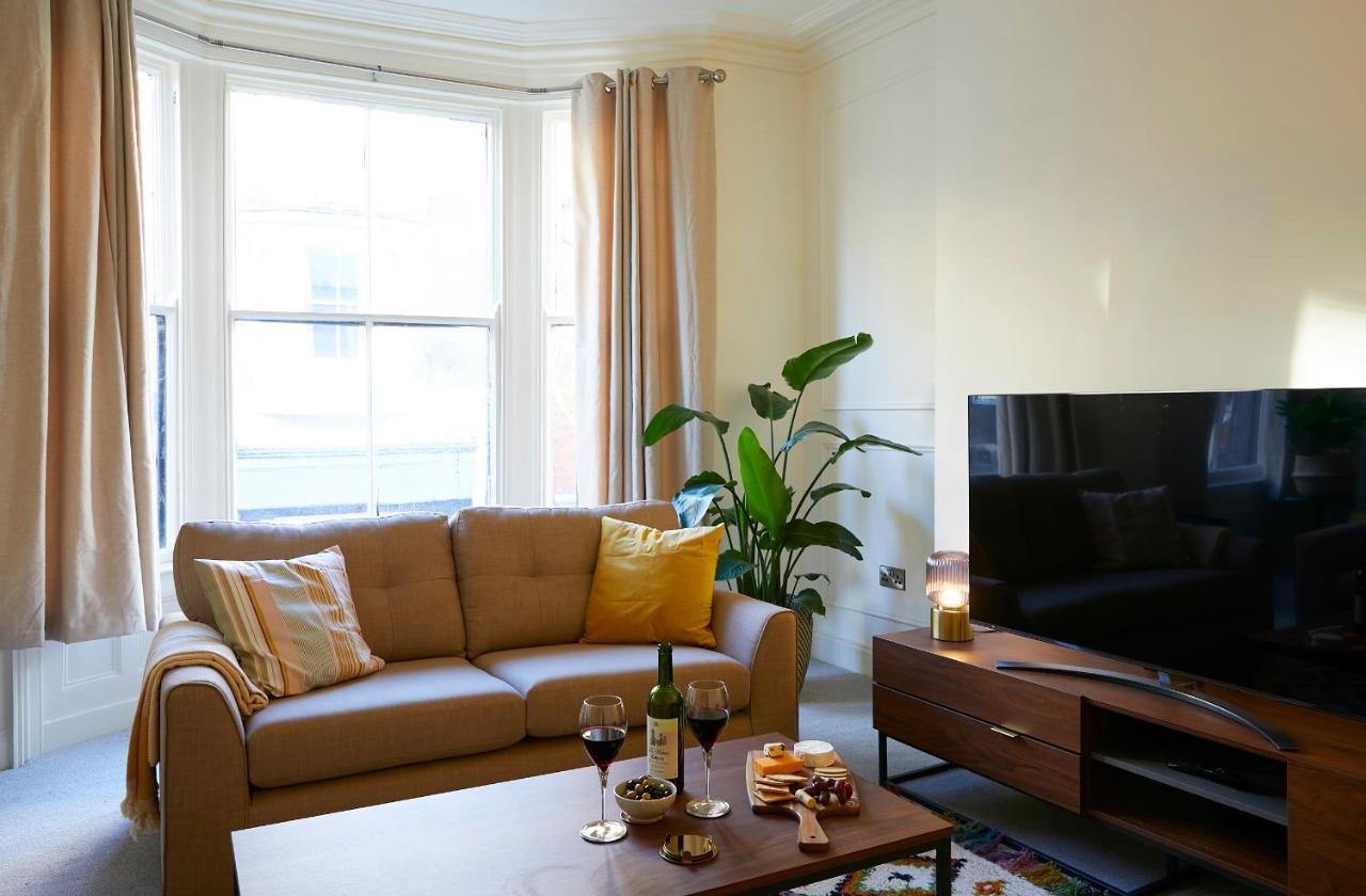 Appartement The Stoop, Stunning Sea Views! à Scarborough Extérieur photo
