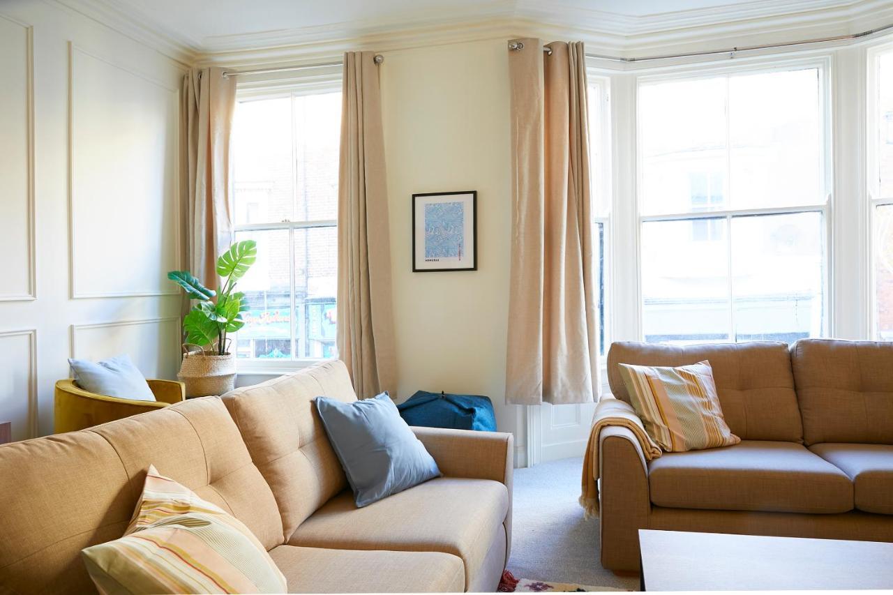 Appartement The Stoop, Stunning Sea Views! à Scarborough Extérieur photo